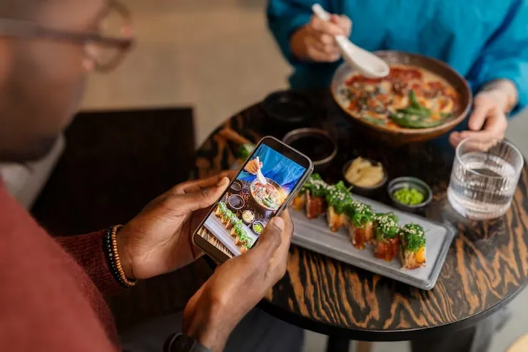 restaurant marketing strategies.webp